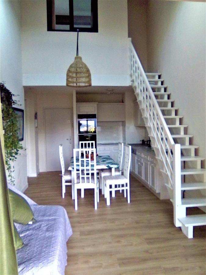 La Terrasse Des Golfs, Duplex Climatise, 2 Sdb, Garage, Calme Et Verdure Сен-Рафаэль Экстерьер фото